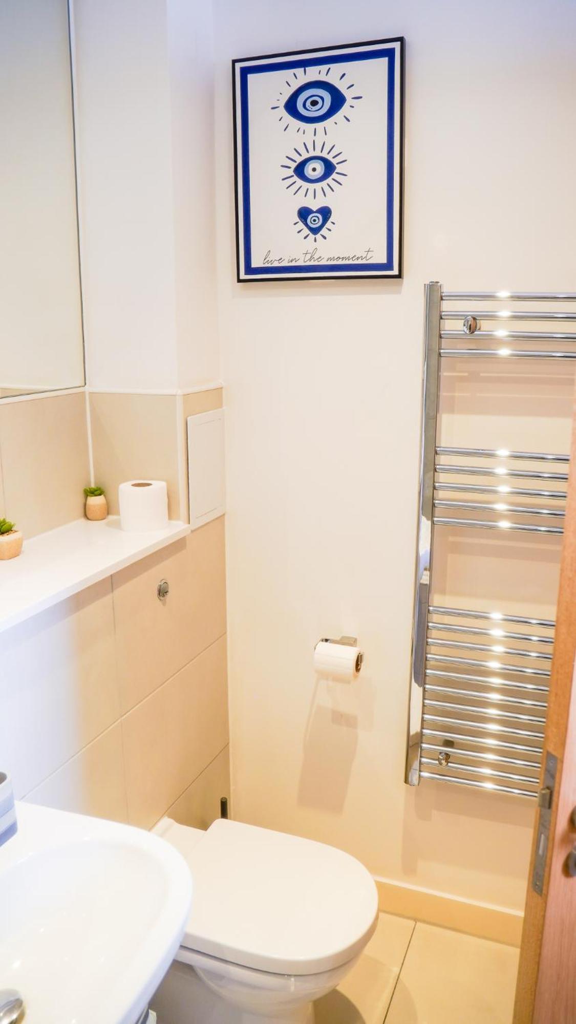 Manchester City Centre Apt With Balcony & Free Parking - Including Free 1-Hour Early Check-In Or Late Check-Out For Bookings Until July, Justeat Voucher For 2-Night Stays Minimum! 맨체스터 외부 사진