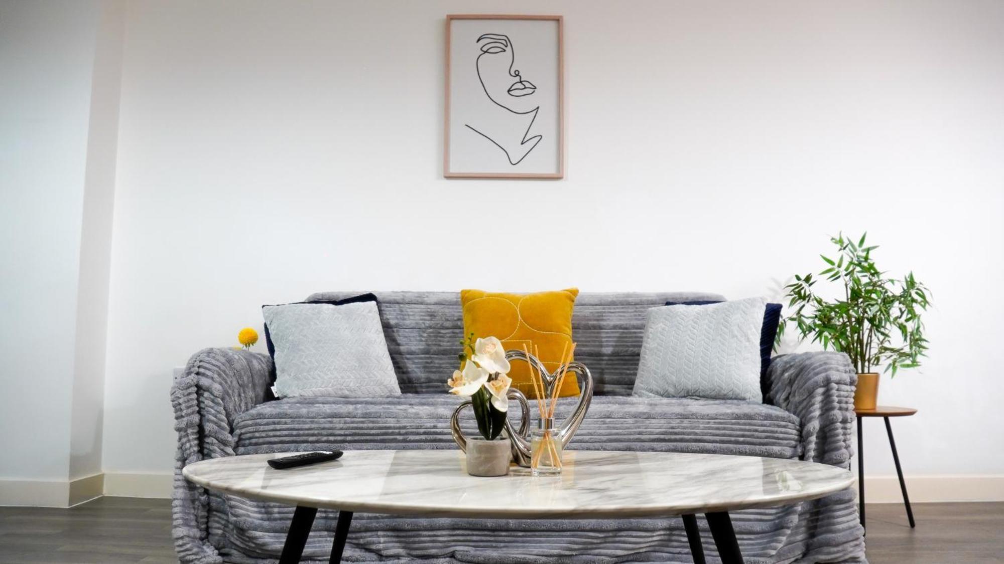Manchester City Centre Apt With Balcony & Free Parking - Including Free 1-Hour Early Check-In Or Late Check-Out For Bookings Until July, Justeat Voucher For 2-Night Stays Minimum! 맨체스터 외부 사진